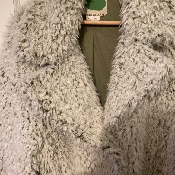 Shaggy White and Grey Coat - Picture 3 of 4